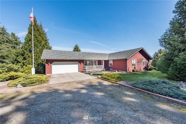 242 Leprechaun LN, Port Angeles, WA 98362