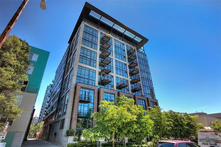 2720 3rd AVE #305, Seattle, WA 98121