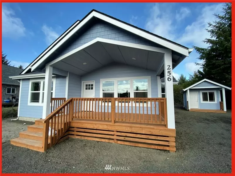 256 Otter CT, Ocean Shores, WA 98569