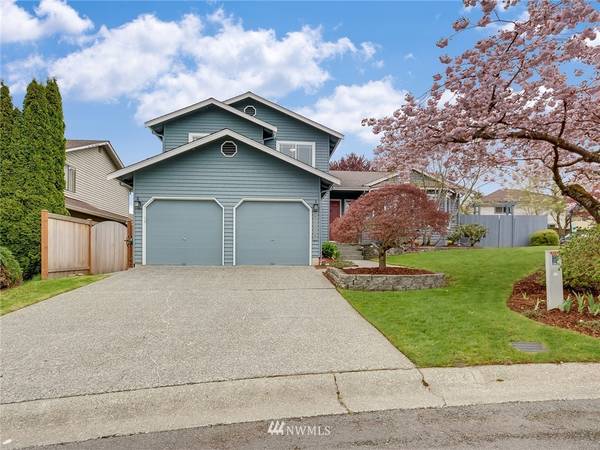 12521 NE 166th ST, Woodinville, WA 98072