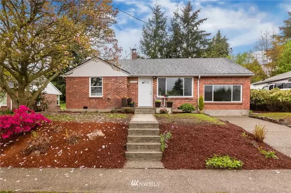 10823 37th AVE SW, Seattle, WA 98146