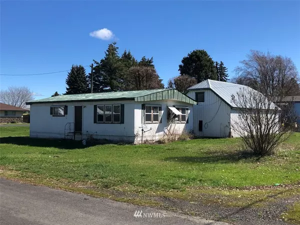 1001 13th ST, Davenport, WA 99122