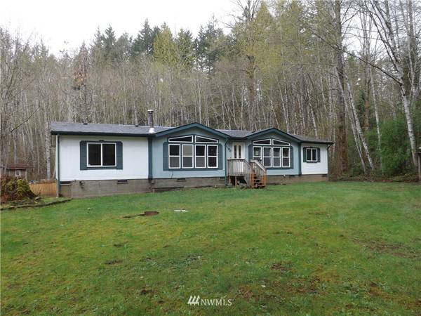 90 NE River RD, Tahuya, WA 98588