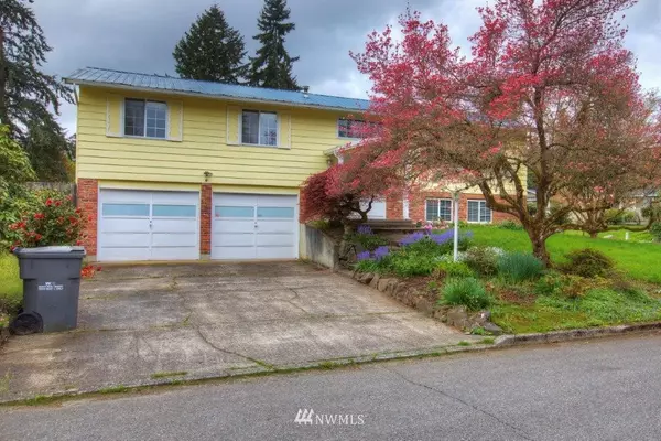 1005 S 323rd ST, Federal Way, WA 98003