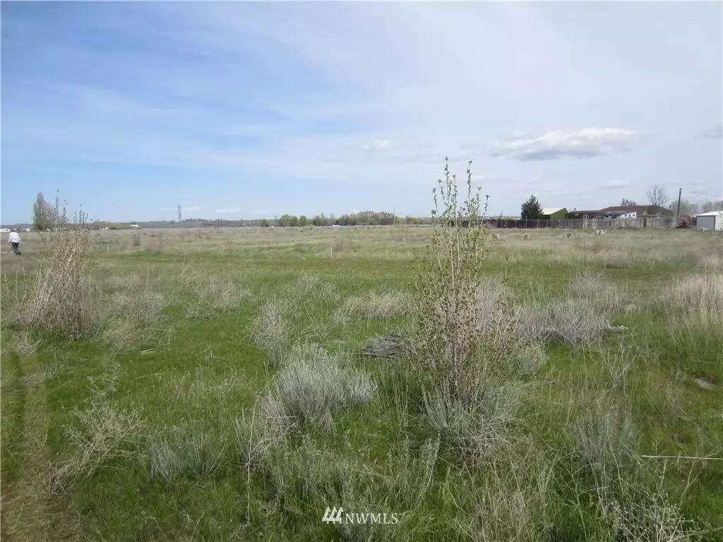 Moses Lake, WA 98837,8606 Lot 3 Road 10 NE