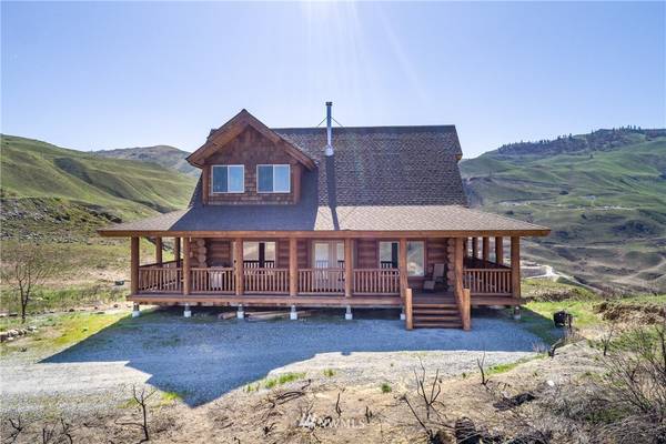 117 Box Canyon RD, Orondo, WA 98843