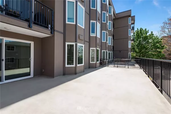 701 17th AVE #105, Seattle, WA 98122