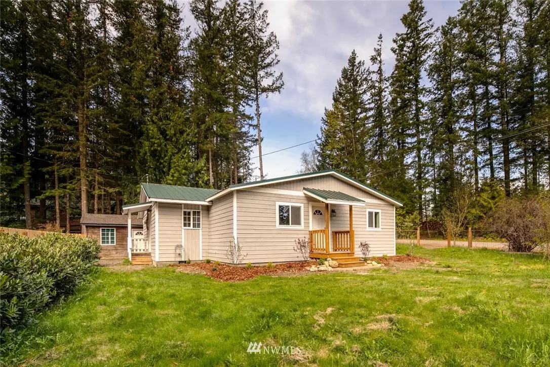 Maple Falls, WA 98266,8475 Golden Valley DR