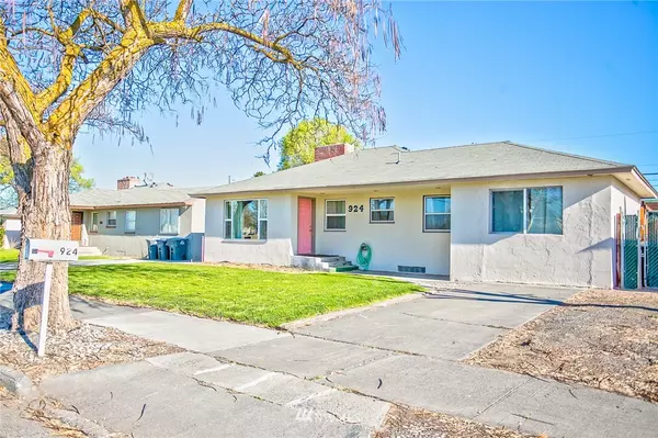 924 E Hill AVE, Moses Lake, WA 98837