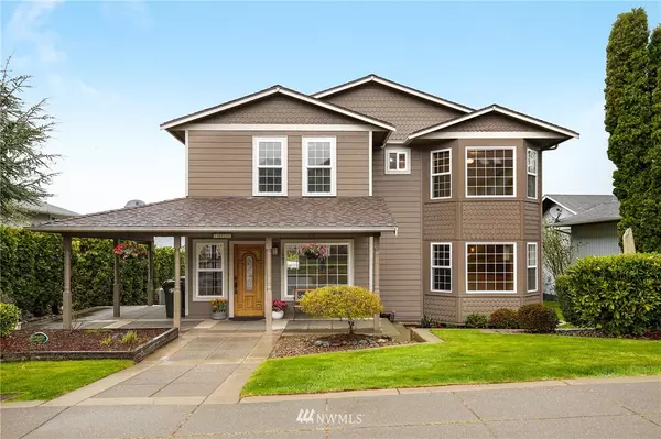 1607 Nisqually ST, Steilacoom, WA 98388