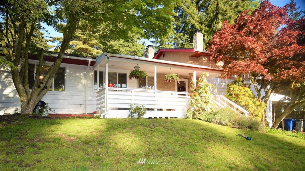 3712 139th AVE SE, Bellevue, WA 98006