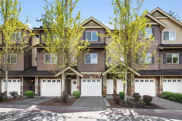 17813 80th AVE NE #D-3, Kenmore, WA 98028