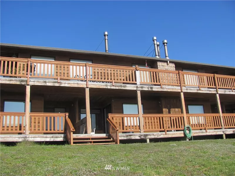 2855 S Forrest #103, Westport, WA 98595