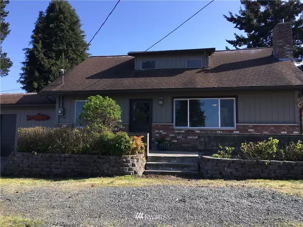 2614 Laurel ST, Port Angeles, WA 98362