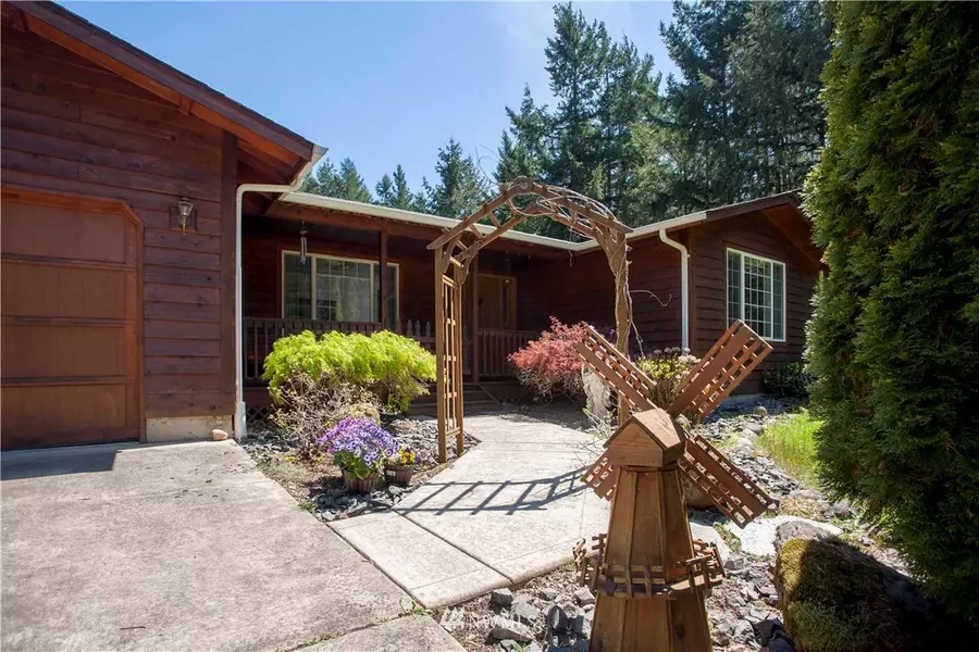 3902 Christensen Muck RD E, Eatonville, WA 98328