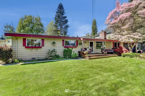 5704 NE 197th ST, Kenmore, WA 98028
