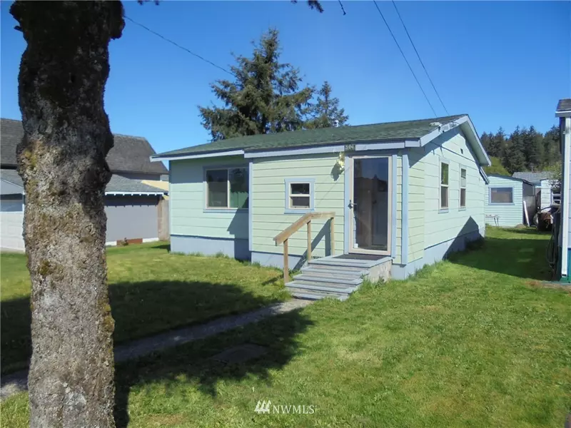 506 W Martin, Elma, WA 98541