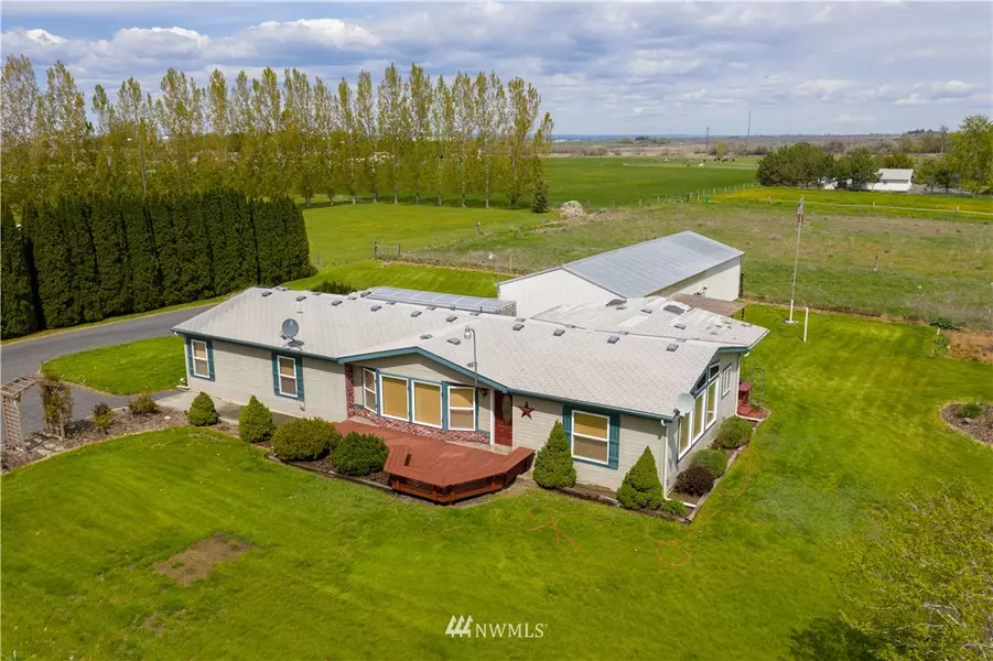 10902 Grace LN NE, Moses Lake, WA 98837