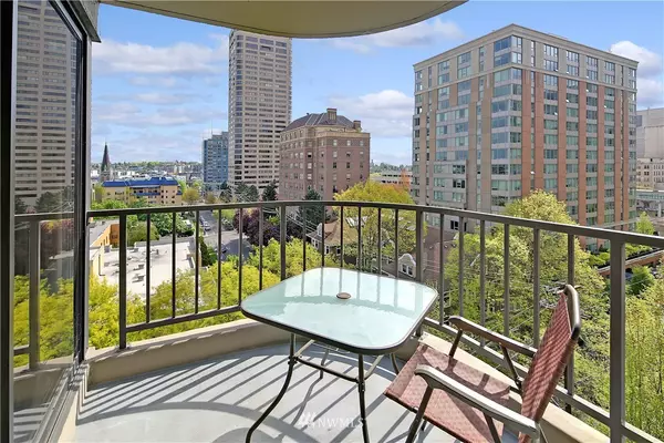 1120 Spring ST #1003, Seattle, WA 98104