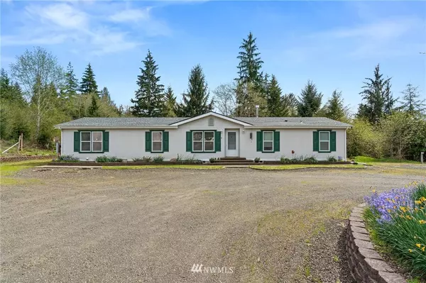 10274 State Route 101, Raymond, WA 98577