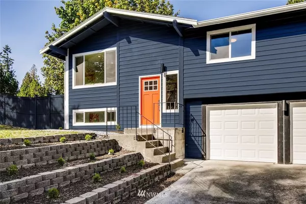 19302 79th ST E, Bonney Lake, WA 98391