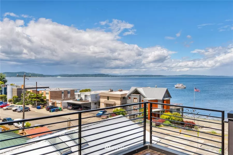 2954 Alki AVE SW, Seattle, WA 98116