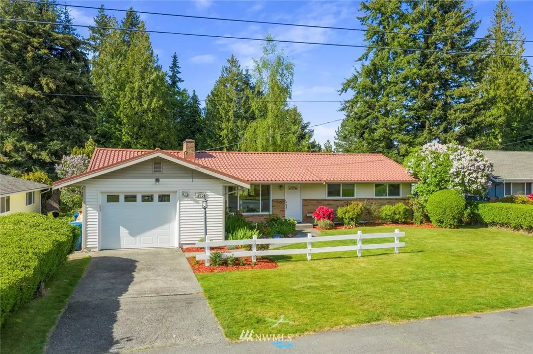 Edmonds, WA 98020,9703 216th PL SW