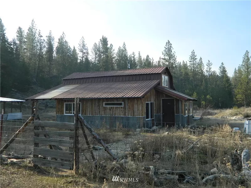 188 Squirrel RD, Tonasket, WA 98855