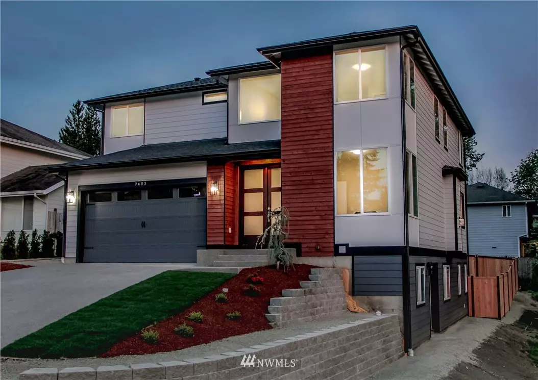 Kent, WA 98030,9603 S 242nd CT