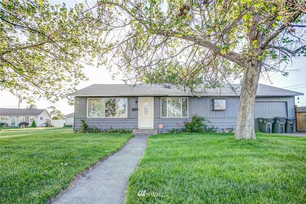 544 N Dune RD, Moses Lake, WA 98837