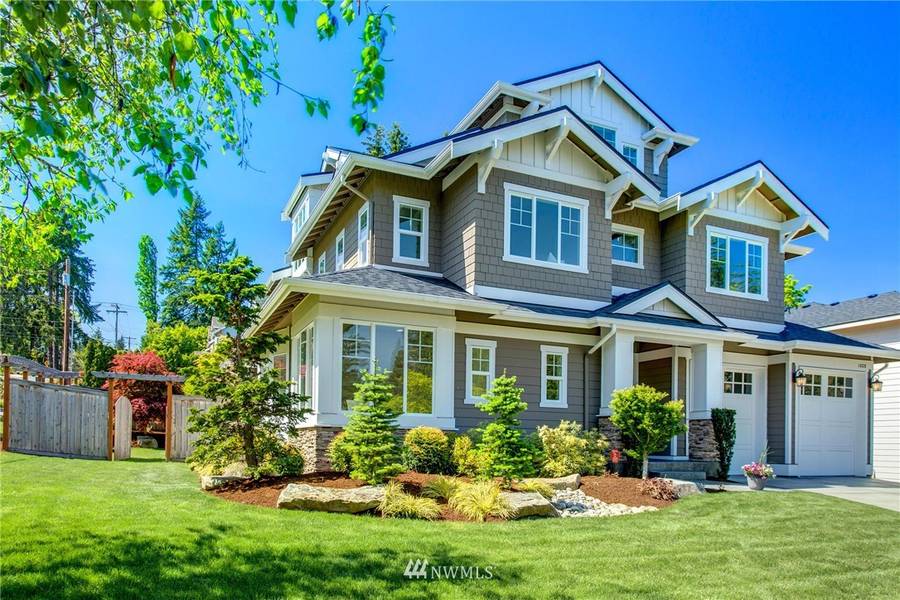 1439 105th AVE SE, Bellevue, WA 98004