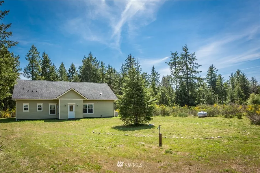 22311 Aislinn Oir LN SE, Yelm, WA 98597