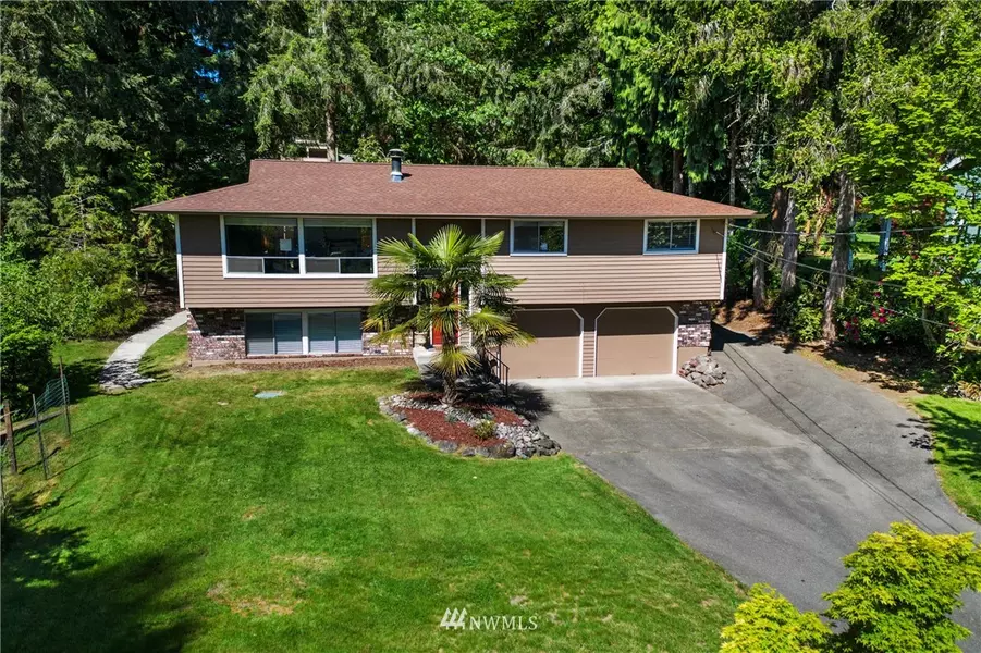 10410 Fawn DR NW, Gig Harbor, WA 98332