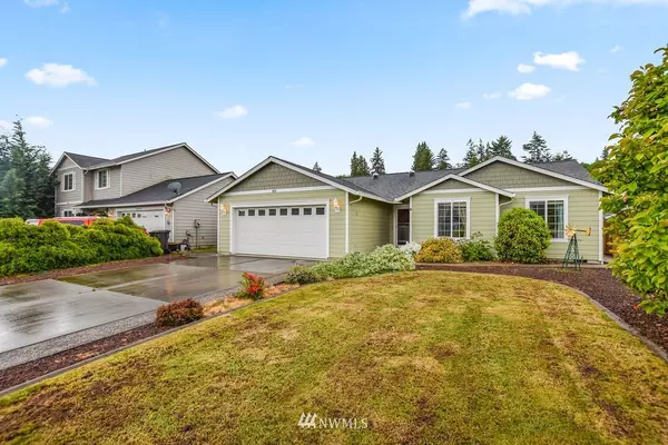 40 Ironwood DR, Longview, WA 98632