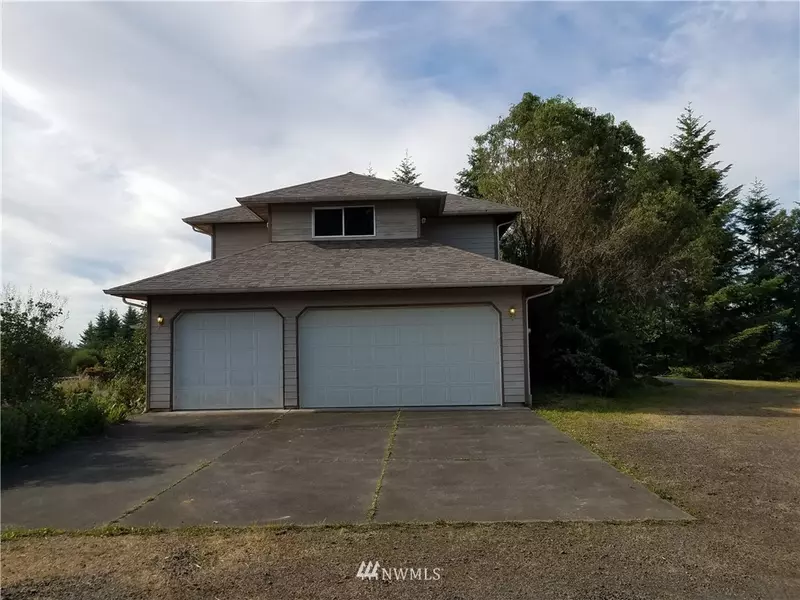 236 Tri Mountain LN, Centralia, WA 98531
