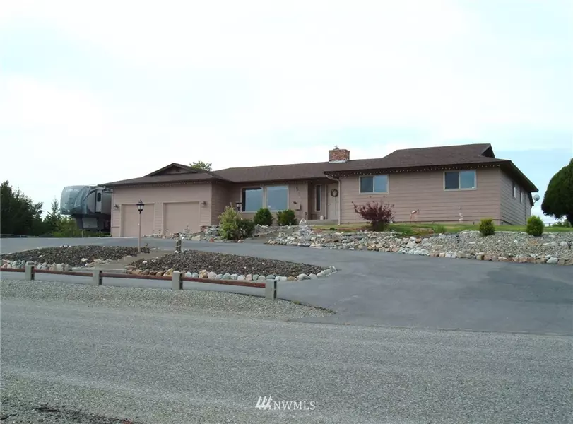 15 Kruse ST, Omak, WA 98841