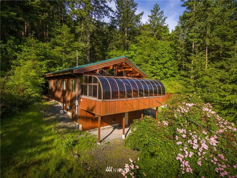 2941 Cedar AVE, Lummi Island, WA 98262