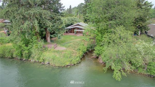 1008 Dyer RD, Sultan, WA 98294