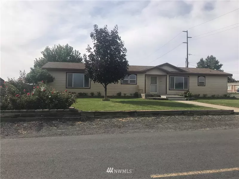 601 S Jackson ST, Warden, WA 98857