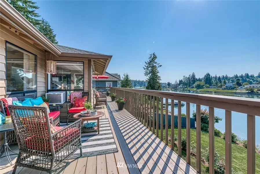 7912 Ray Nash DR NW, Gig Harbor, WA 98335