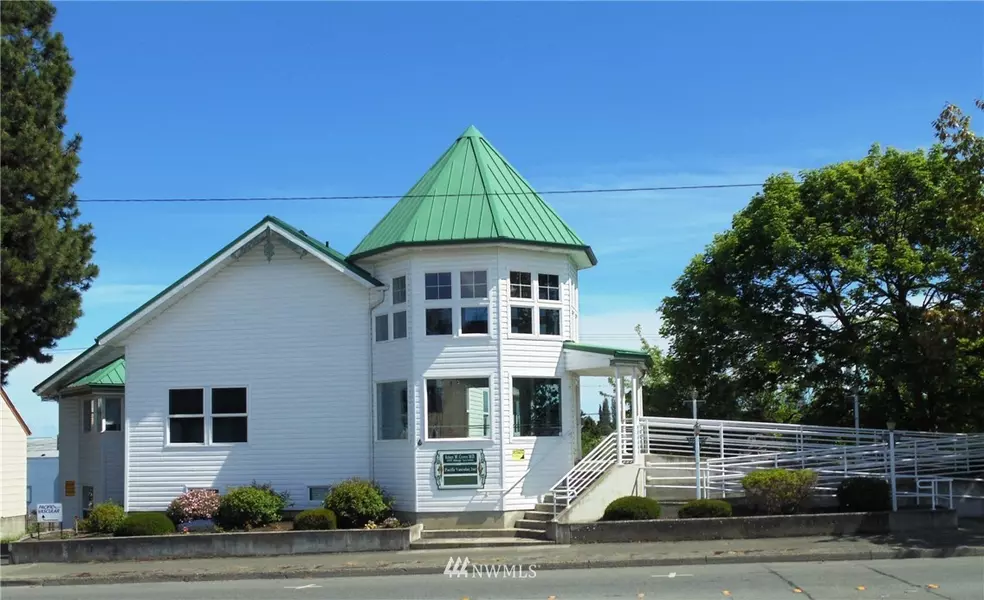 315 E 8th ST, Port Angeles, WA 98362