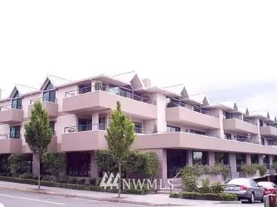 110 James ST #201, Edmonds, WA 98020