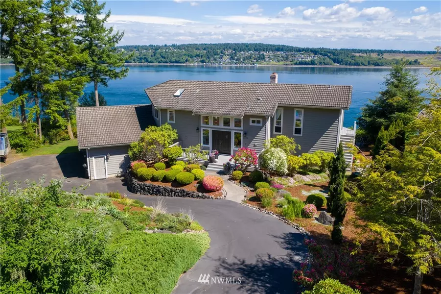 1371 Pilchuck Heights, Fox Island, WA 98333