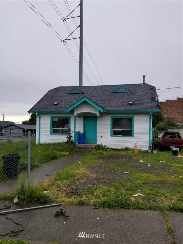 8250 S G ST, Tacoma, WA 98408