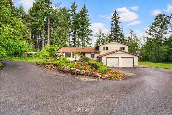 16915 2nd ST E, Lake Tapps, WA 98391