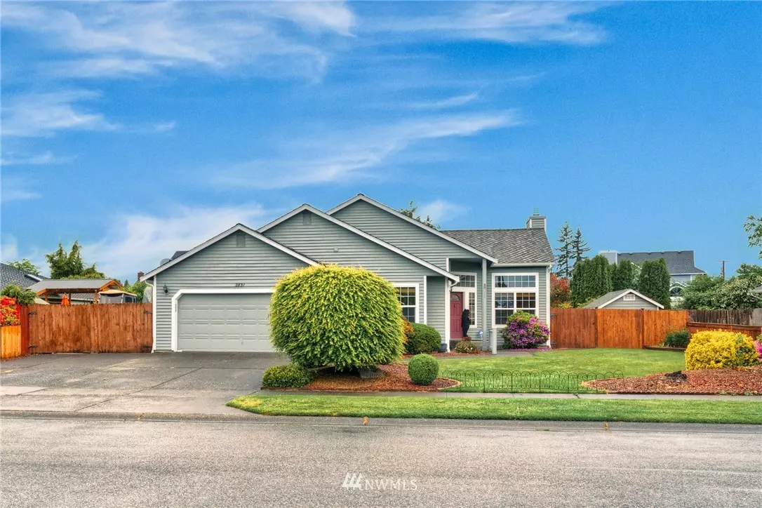 Enumclaw, WA 98022,2831 Link AVE