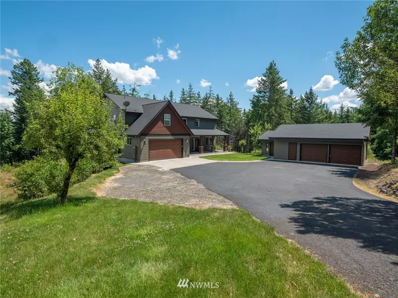 392 Little Kalama River RD, Woodland, WA 98674