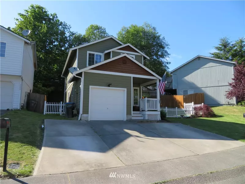 2858 Rocky Creek LN SE, Port Orchard, WA 98366