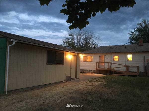 510 McMurray ST, Richland, WA 99354