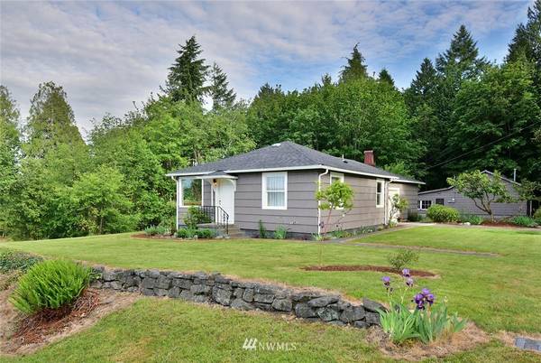 3381 NE Arizona ST, Bremerton, WA 98311